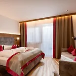 Hotel Alpinjuwel 3-sterne Superior 3*