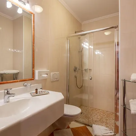 Hotel Alpinjuwel 3 Hotel 3*