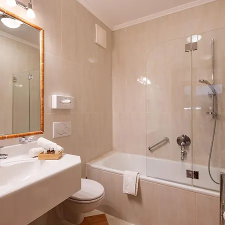 Hotel Alpinjuwel 3 3*