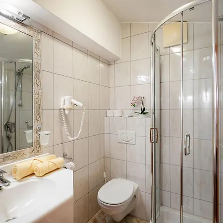 Hotel Andrea 3-sterne Superior 3*