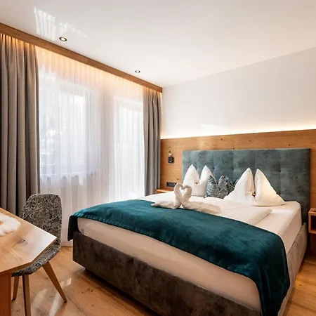 Hotel Alpinjuwel 3 3*