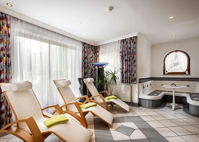 Otel Alpinjuwel 3 3*