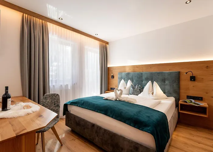 Otel Alpinjuwel 3 3*