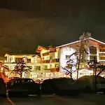 Hotel Alpinjuwel 3 3*