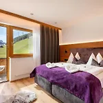 Alpinjuwel 3 Hotel 3*